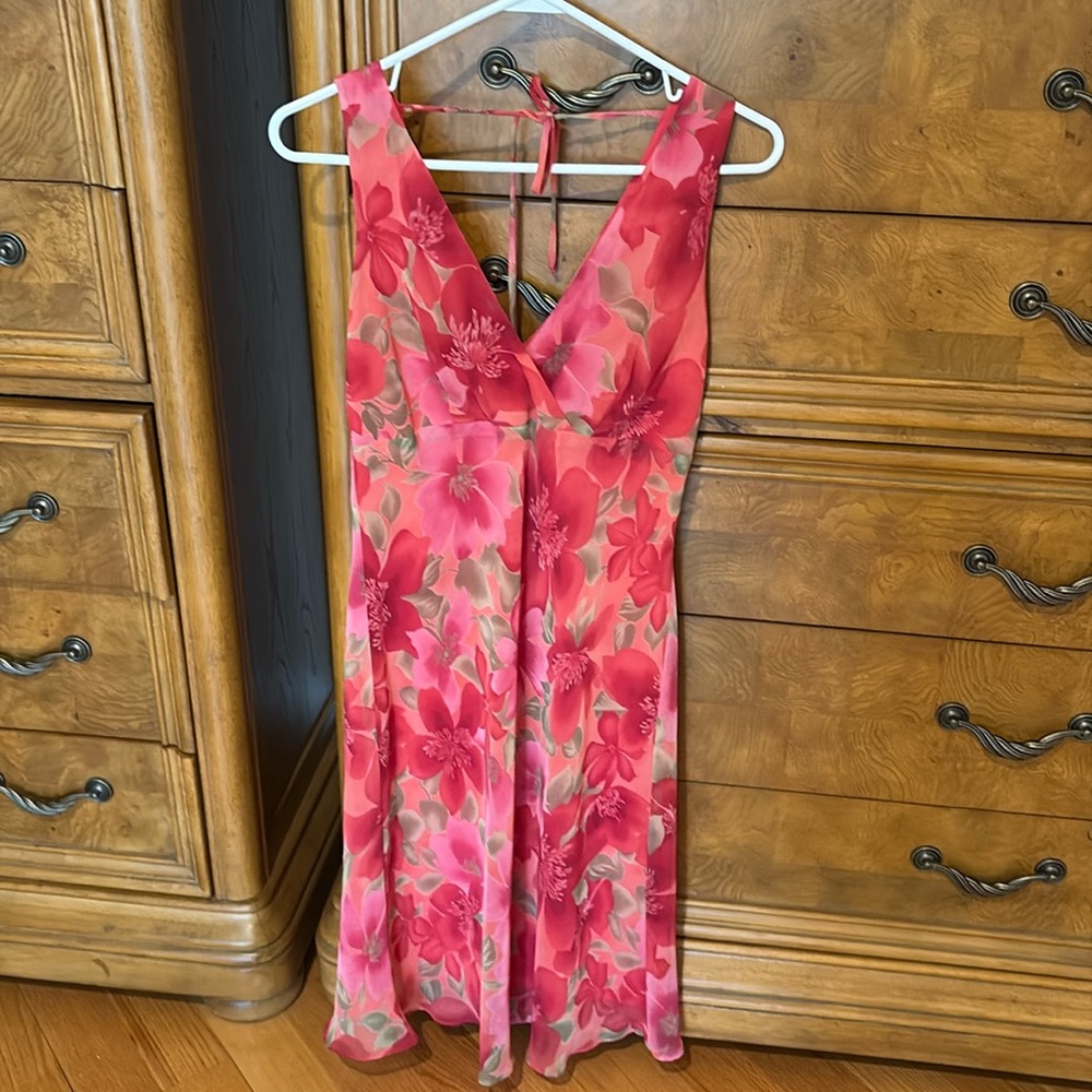 Women’s dress